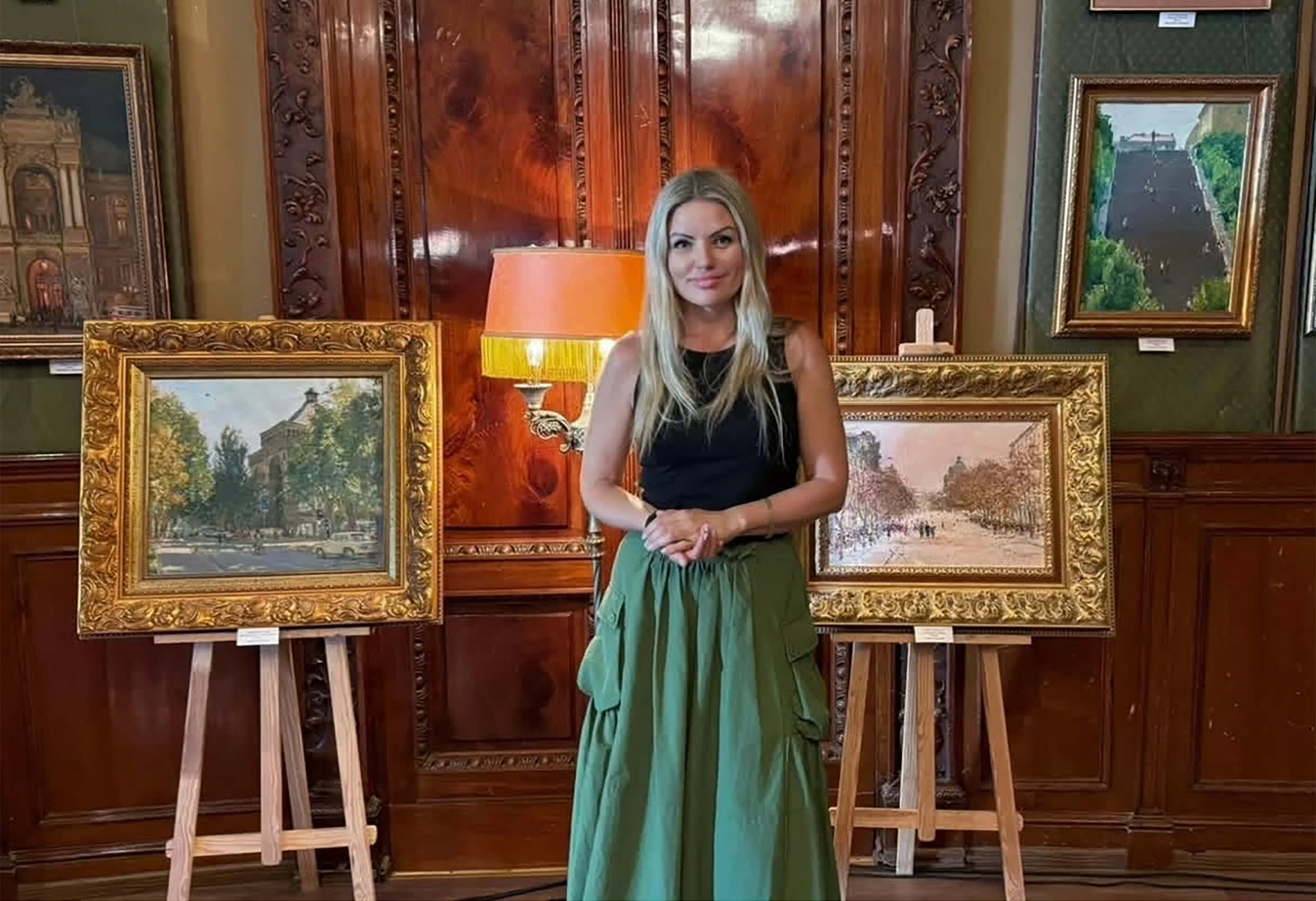 Страутман Линда на выставке картин Страутман Линда на выставке картин